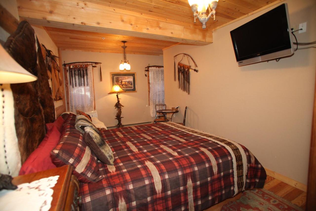 Swan River Inn Bigfork Exterior foto